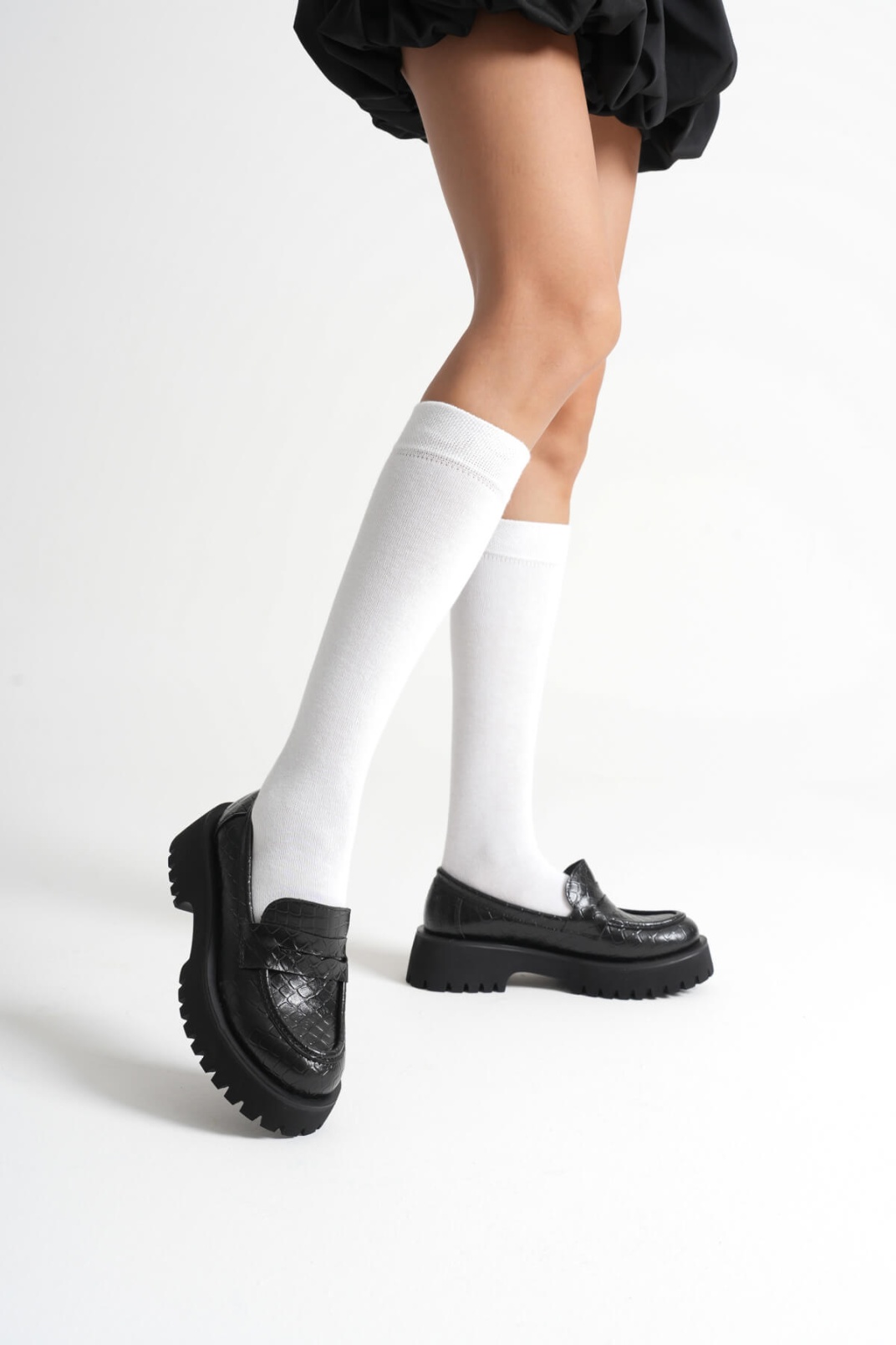 Kadın Günlük Siyah Kroko Loafer Ayakkabı TR10MS02G