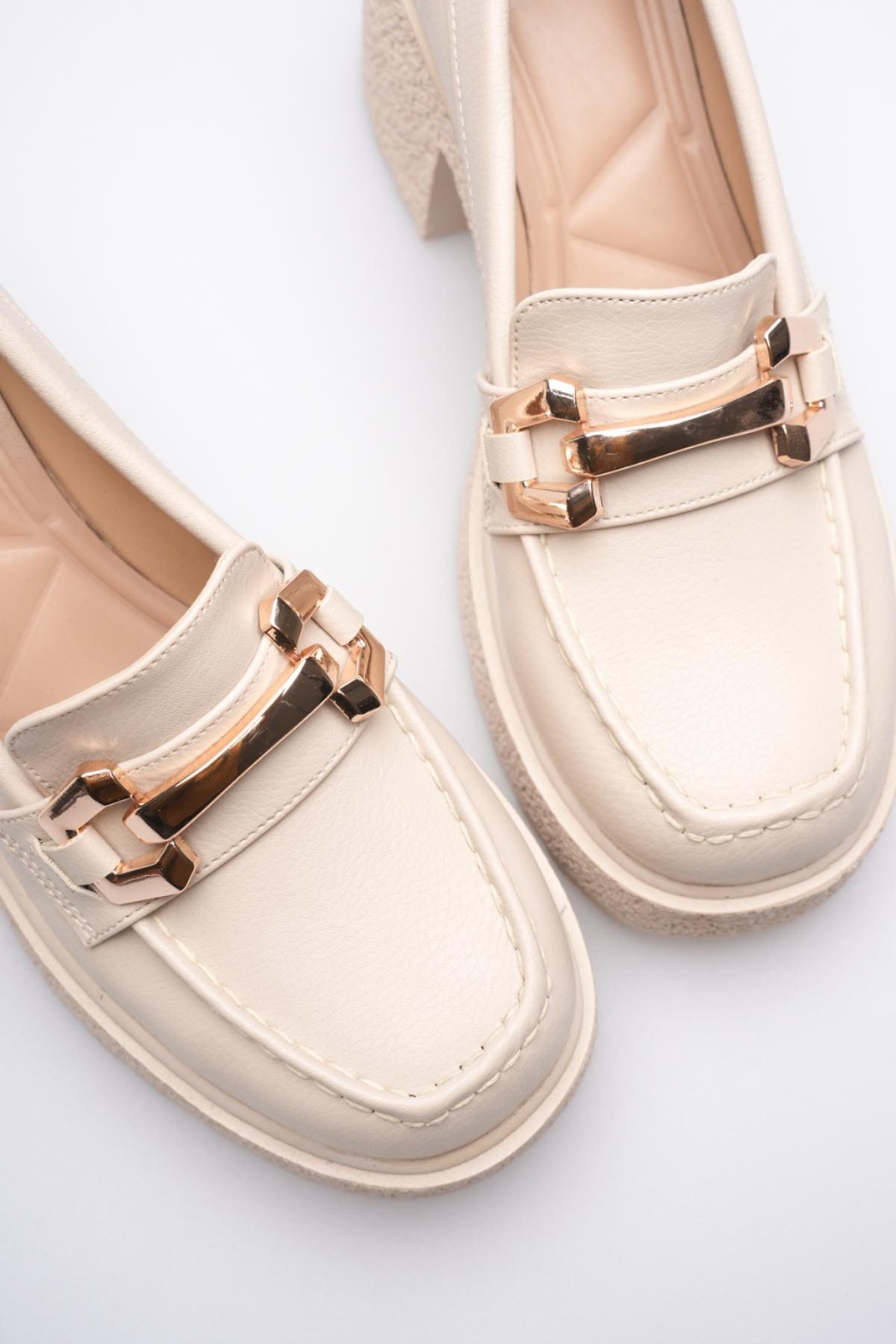 Kadın Bej Günlük Ayakkabı TR06MS03B