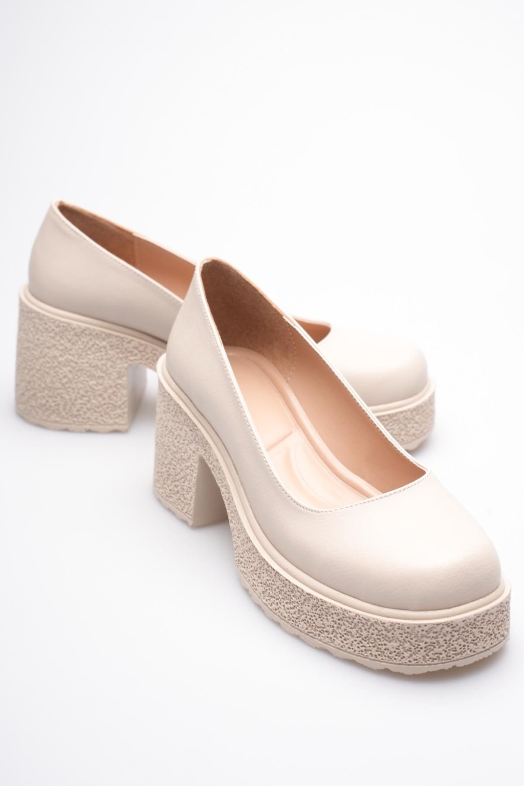 Kadın Bej Günlük Ayakkabı TR06MS04D