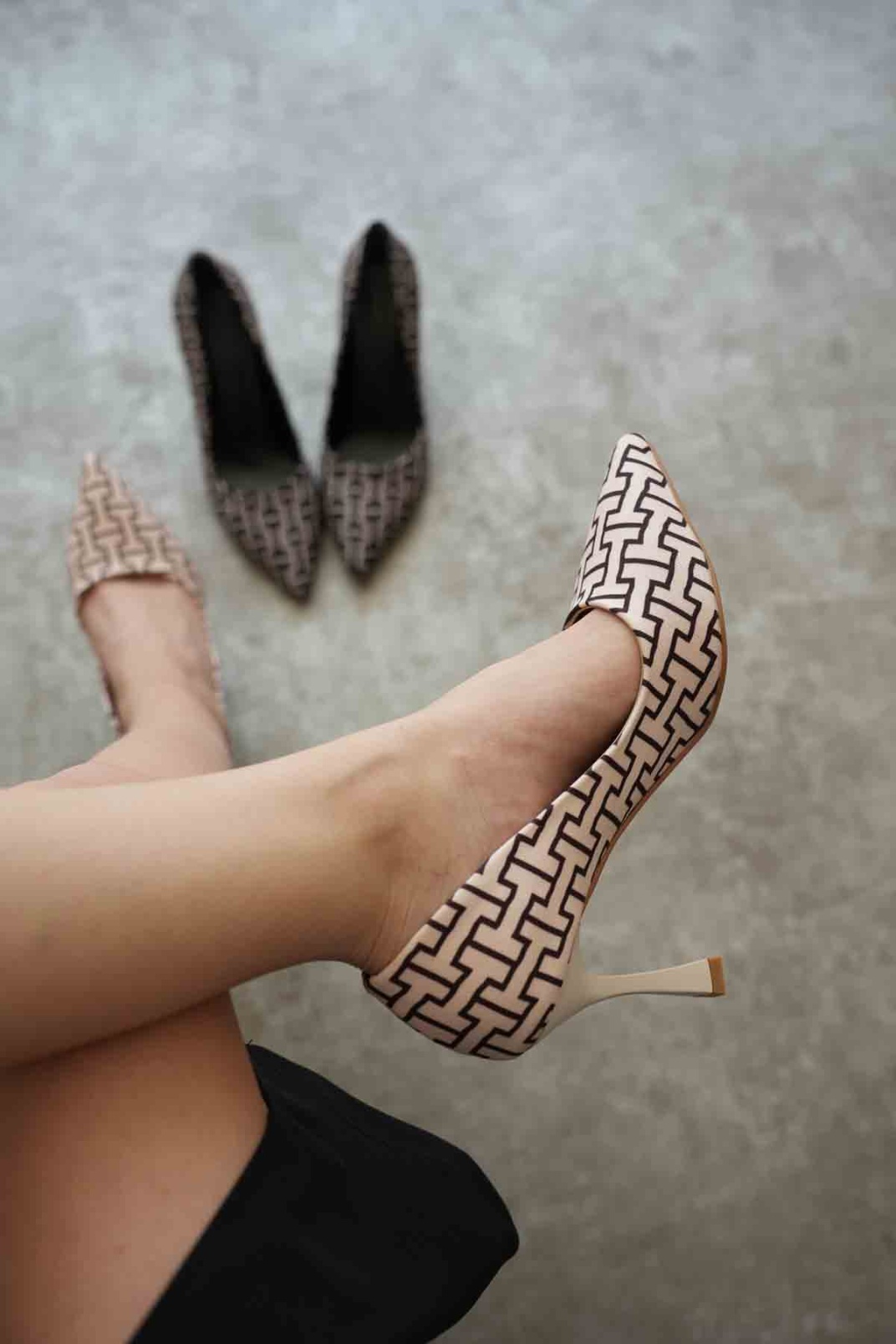 Kadın Bej Desenli Stiletto TR08MS12B