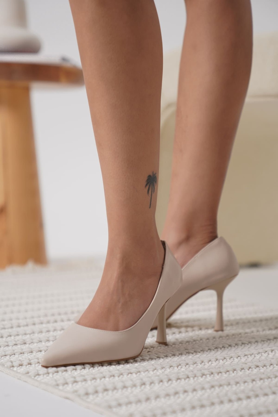 Kadın Mat Bej Stiletto TR08MS26B