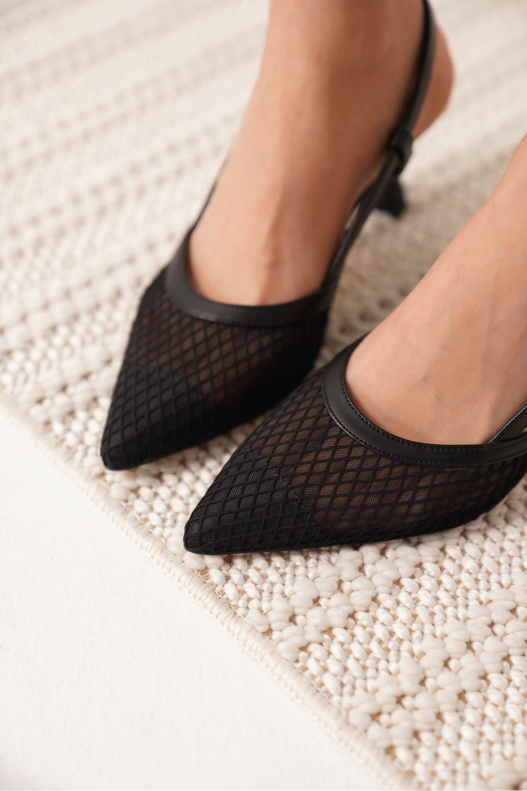 Kadın Siyah Topuklu Ayakkabı TR08MS43A