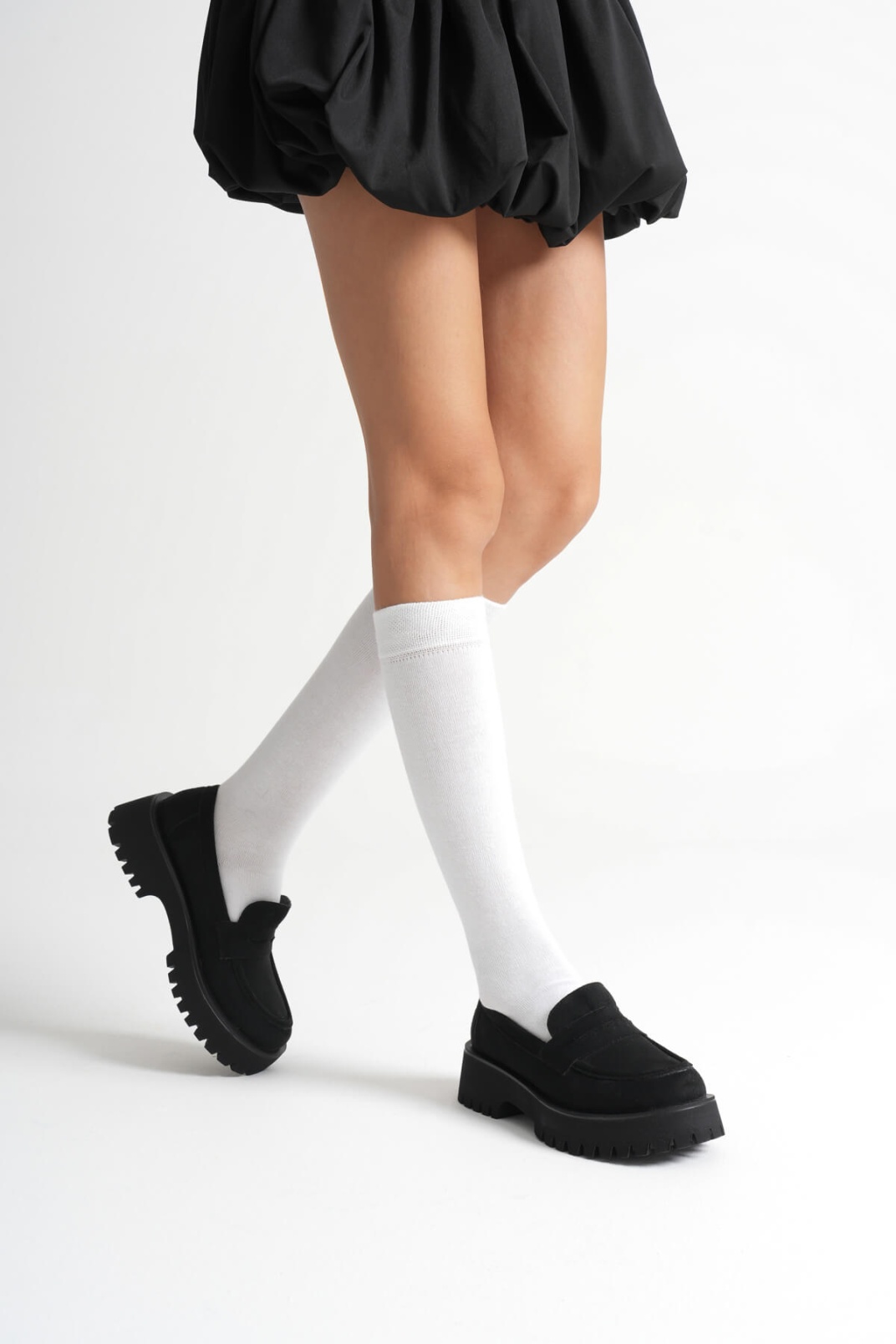 Kadın Günlük Siyah Süet Loafer Ayakkabı TR10MS02C