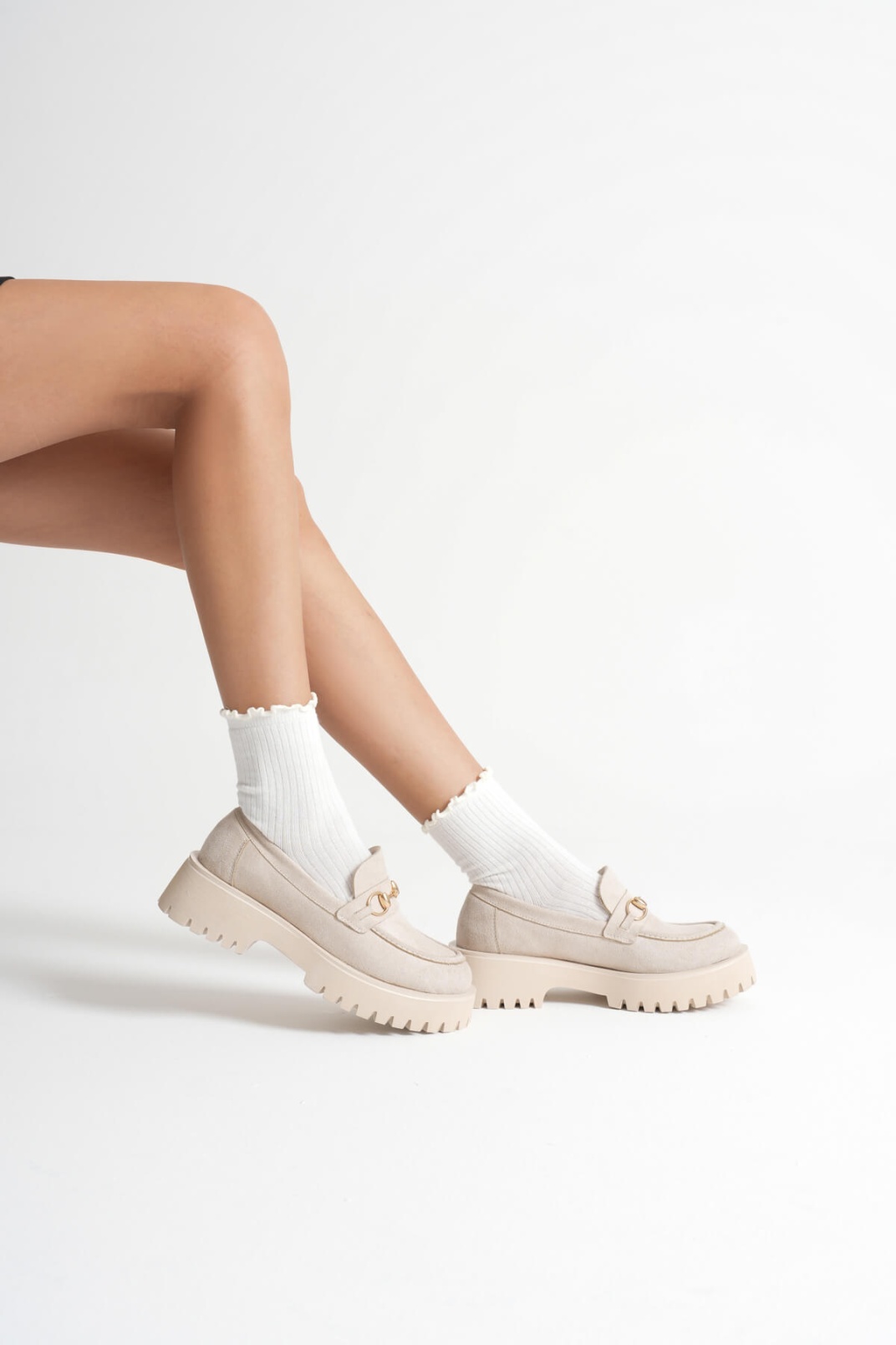 Toka Detaylı Bej Süet Günlük Loafer Ayakkabı TR10MS04D