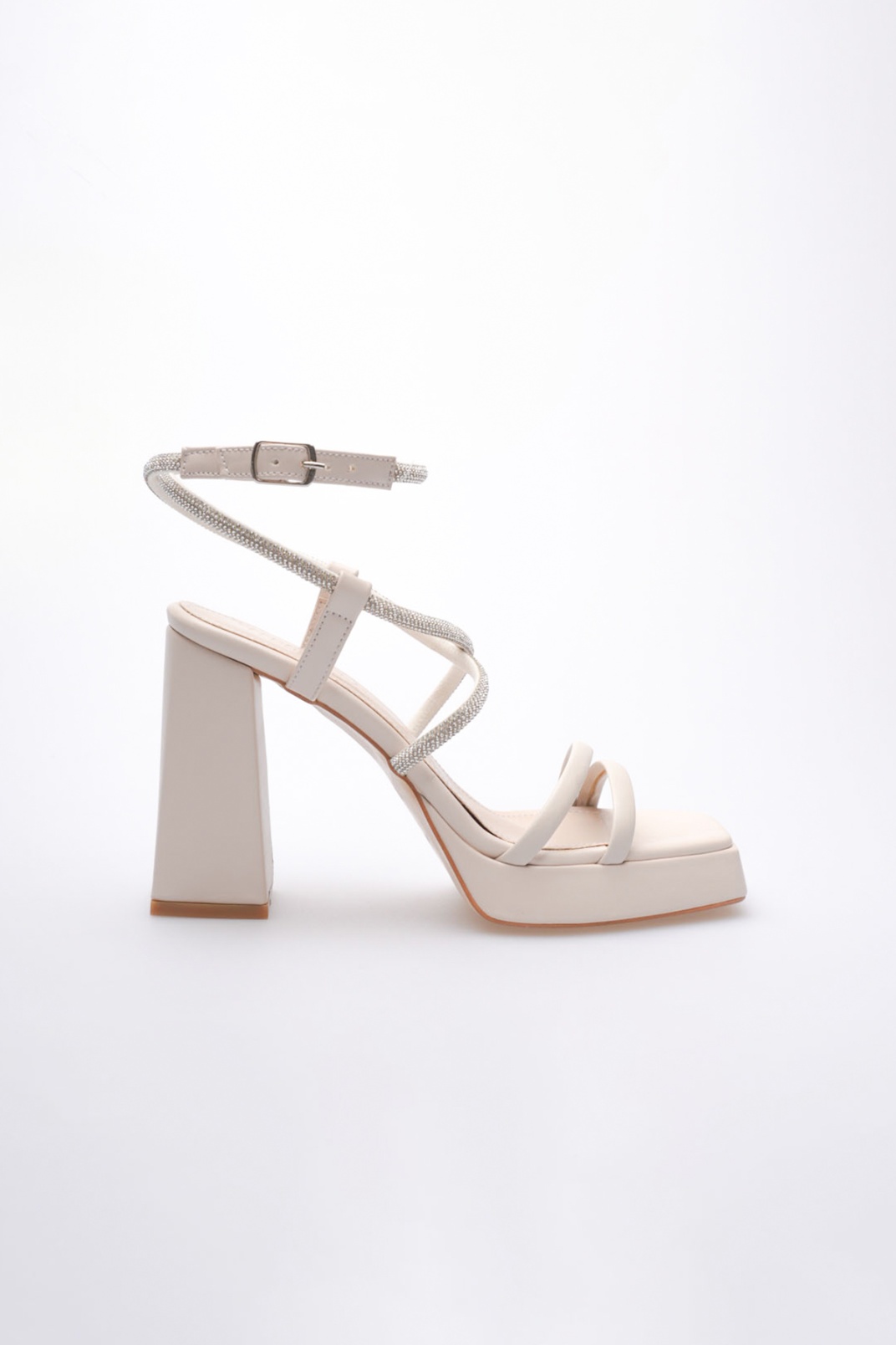 Kadın Bej Topuklu Sandalet TR12MY02C