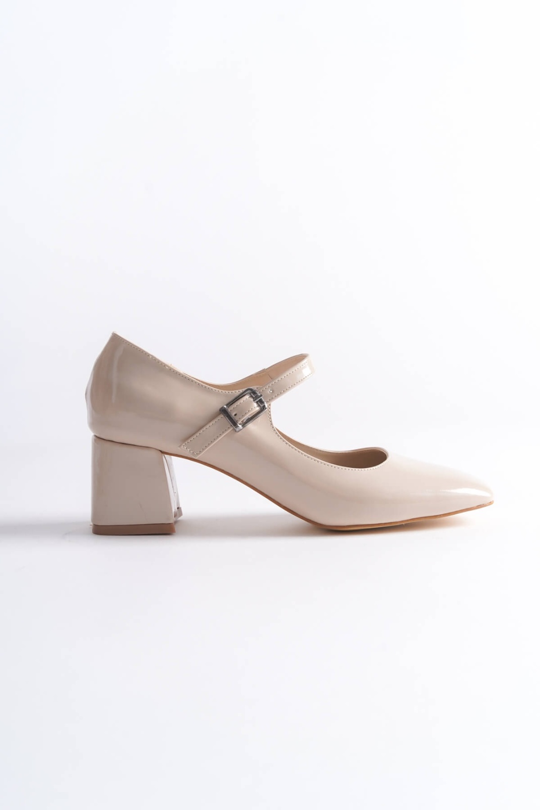 Bej Rugan Topuklu Kadın Ayakkabı TR16MS01B