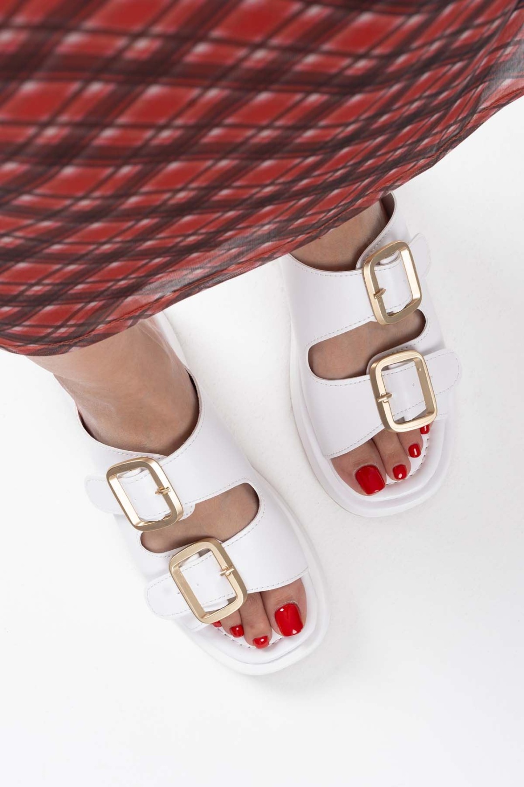 Beyaz Cilt Tokalı Terlik TR17MY01B