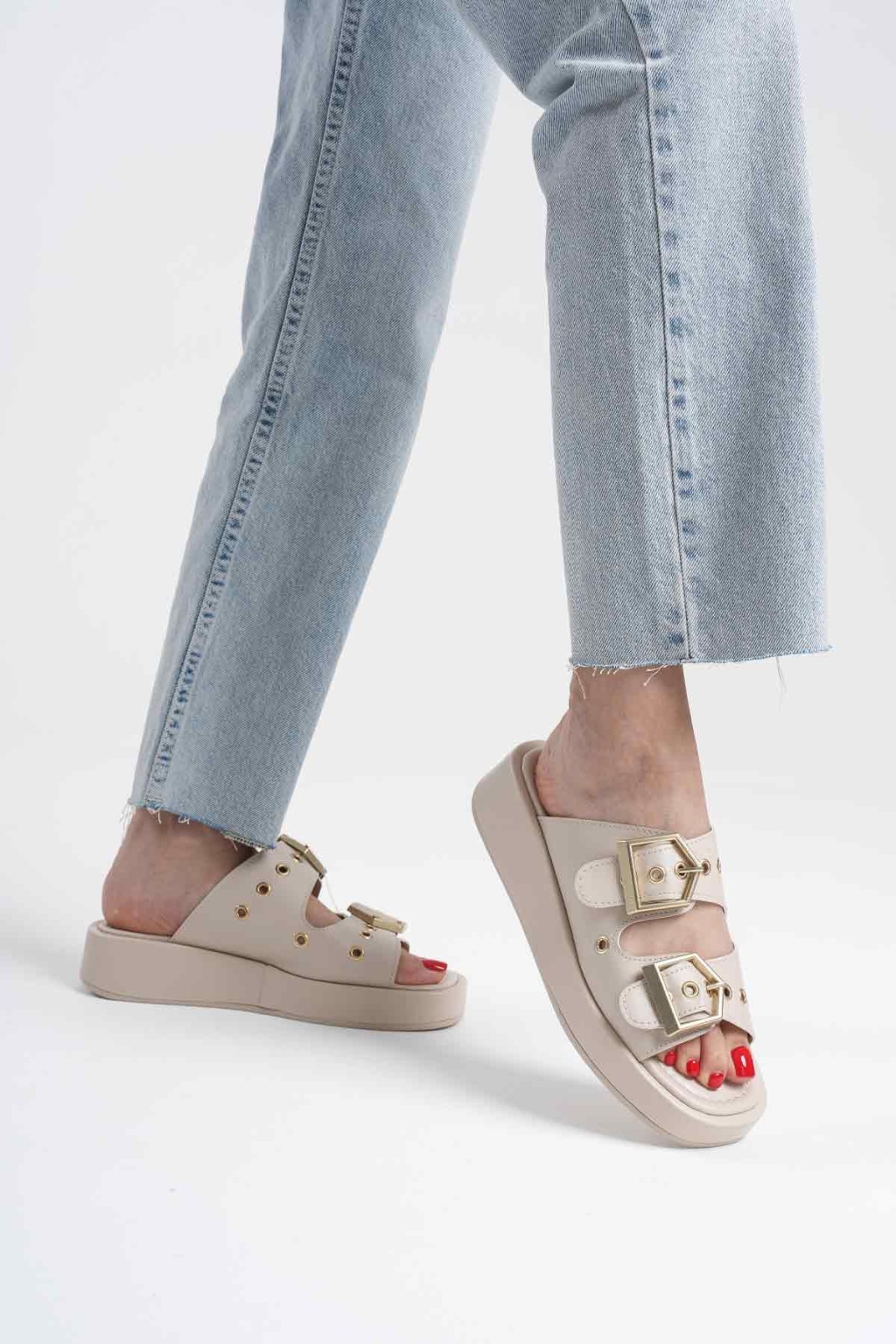 Kadın Bej Cilt Terlik TR17MY04C