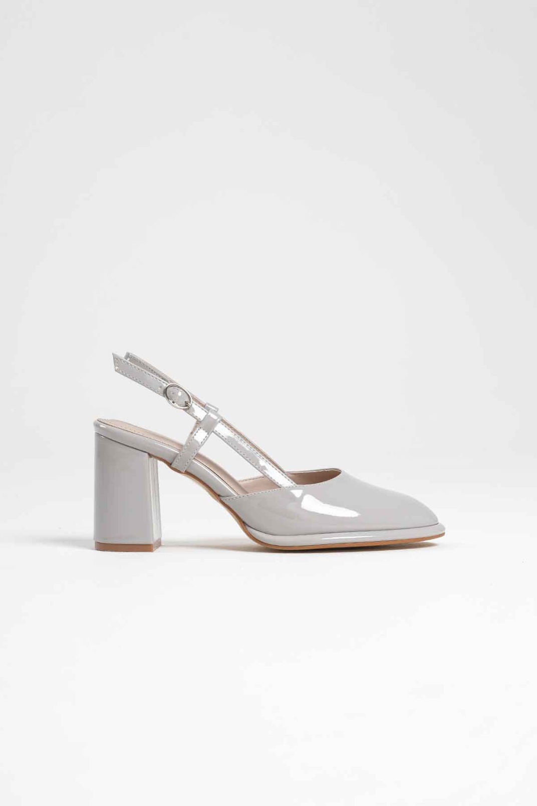 Gri Rugan Kadın Topuklu Ayakkabı TR18MS18D