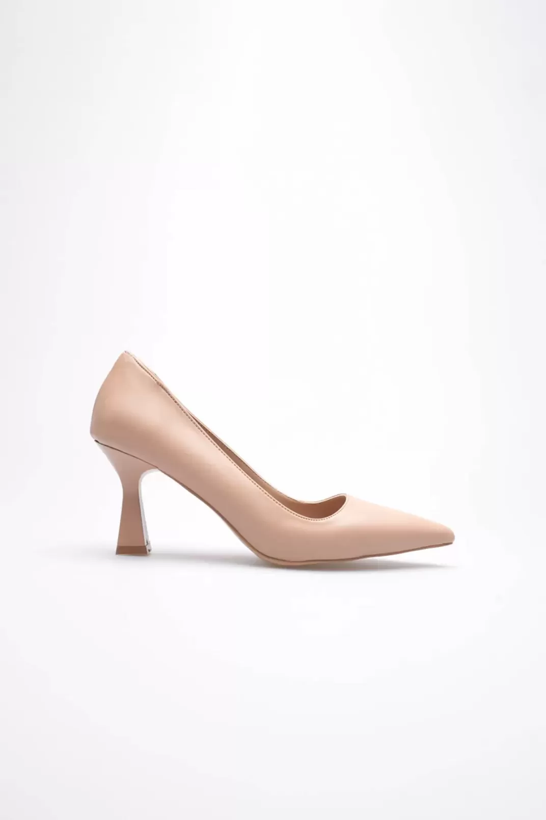 Nude Sivri Burun Orta Topuklu Kadın Stiletto TR20MS02D