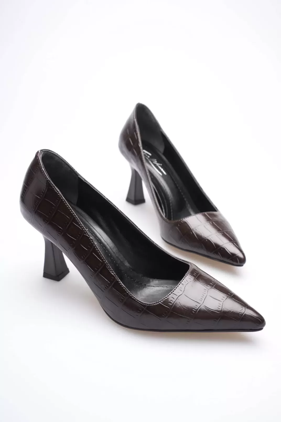 Acı Kahve Kroko Sivri Burun Orta Topuklu Kadın Stiletto TR20MS02G