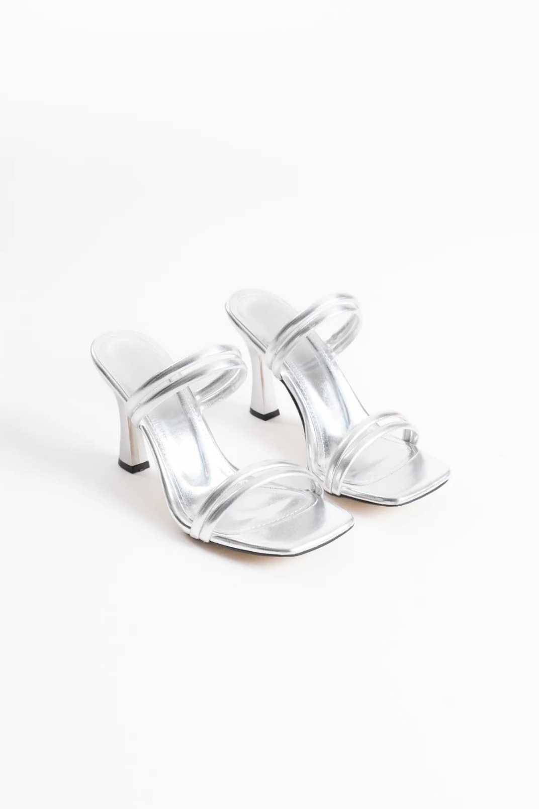 Kadın Gümüş Topuklu Terlik TR20MY20D