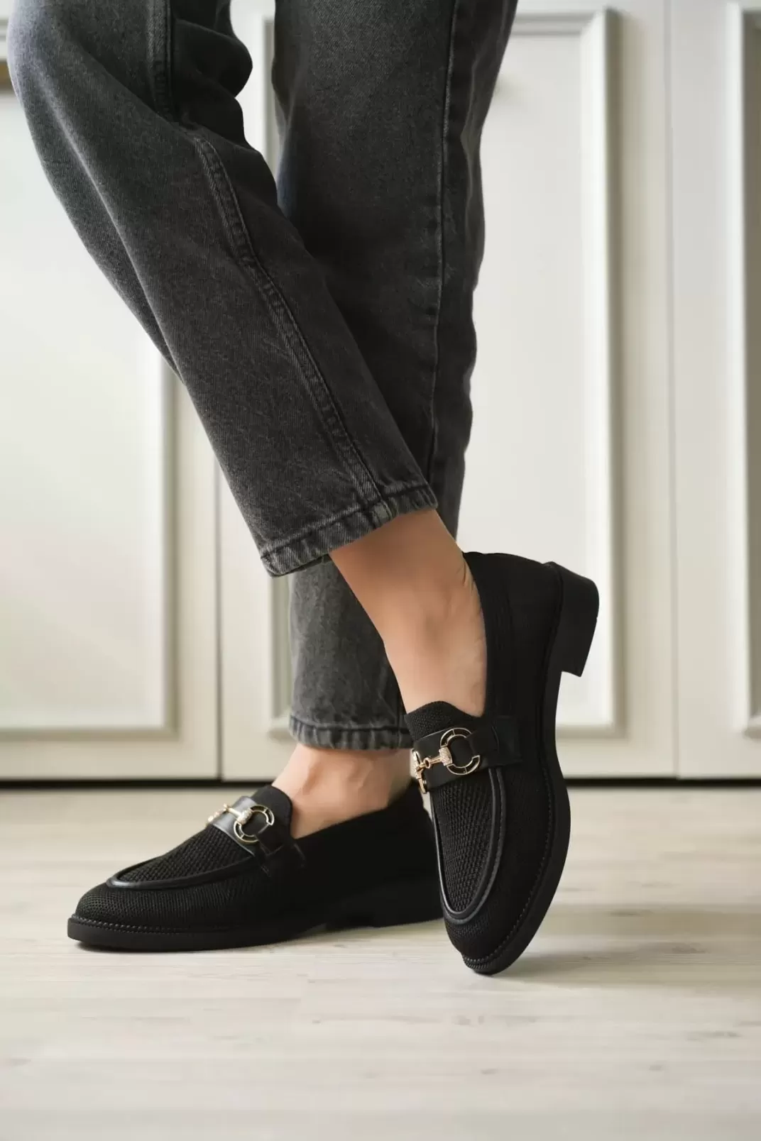 Siyah Kadın Loafer Metal Tokalı Rahat Günlük Ayakkabı TR30MS02A