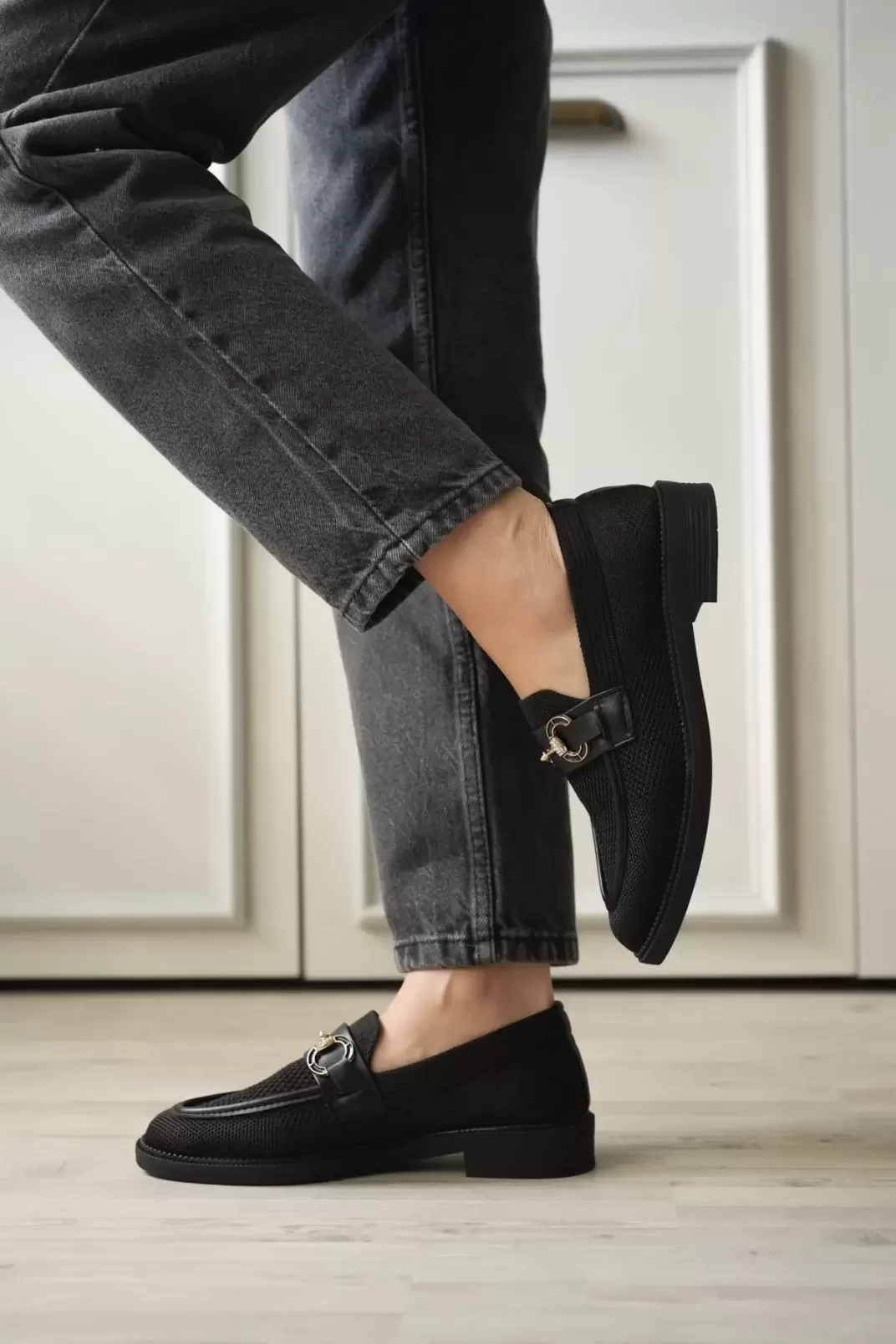 Siyah Kadın Loafer Metal Tokalı Rahat Günlük Ayakkabı TR30MS02A