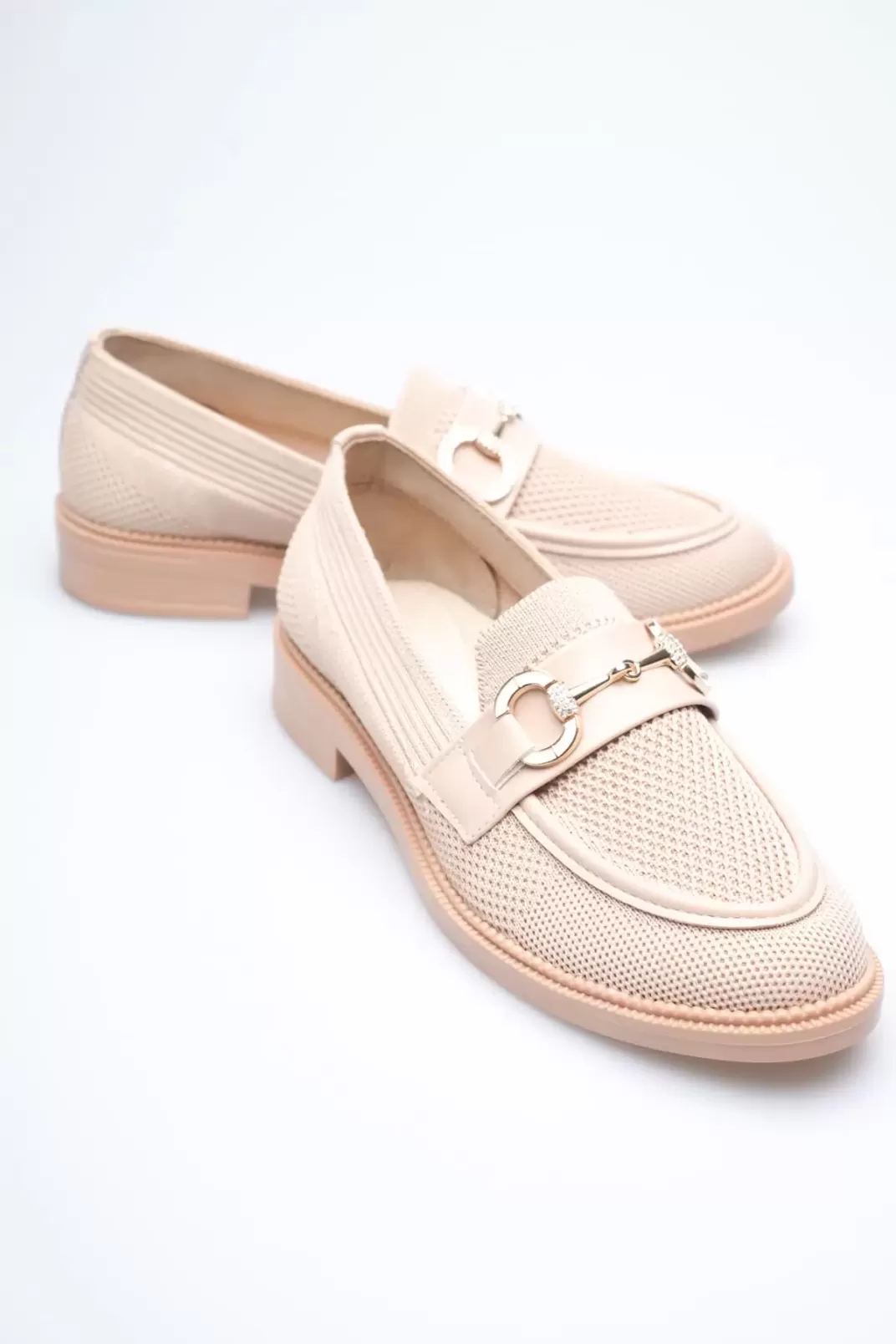 Bej Kadın Loafer Metal Tokalı Rahat Günlük Ayakkabı TR30MS02B