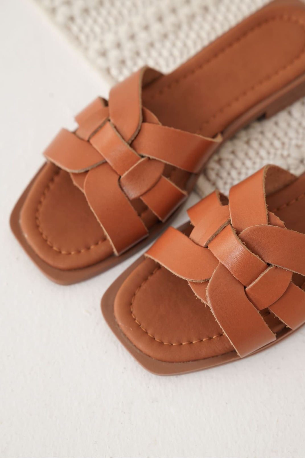 Taba Hakiki Deri Terlik TR31MY66D