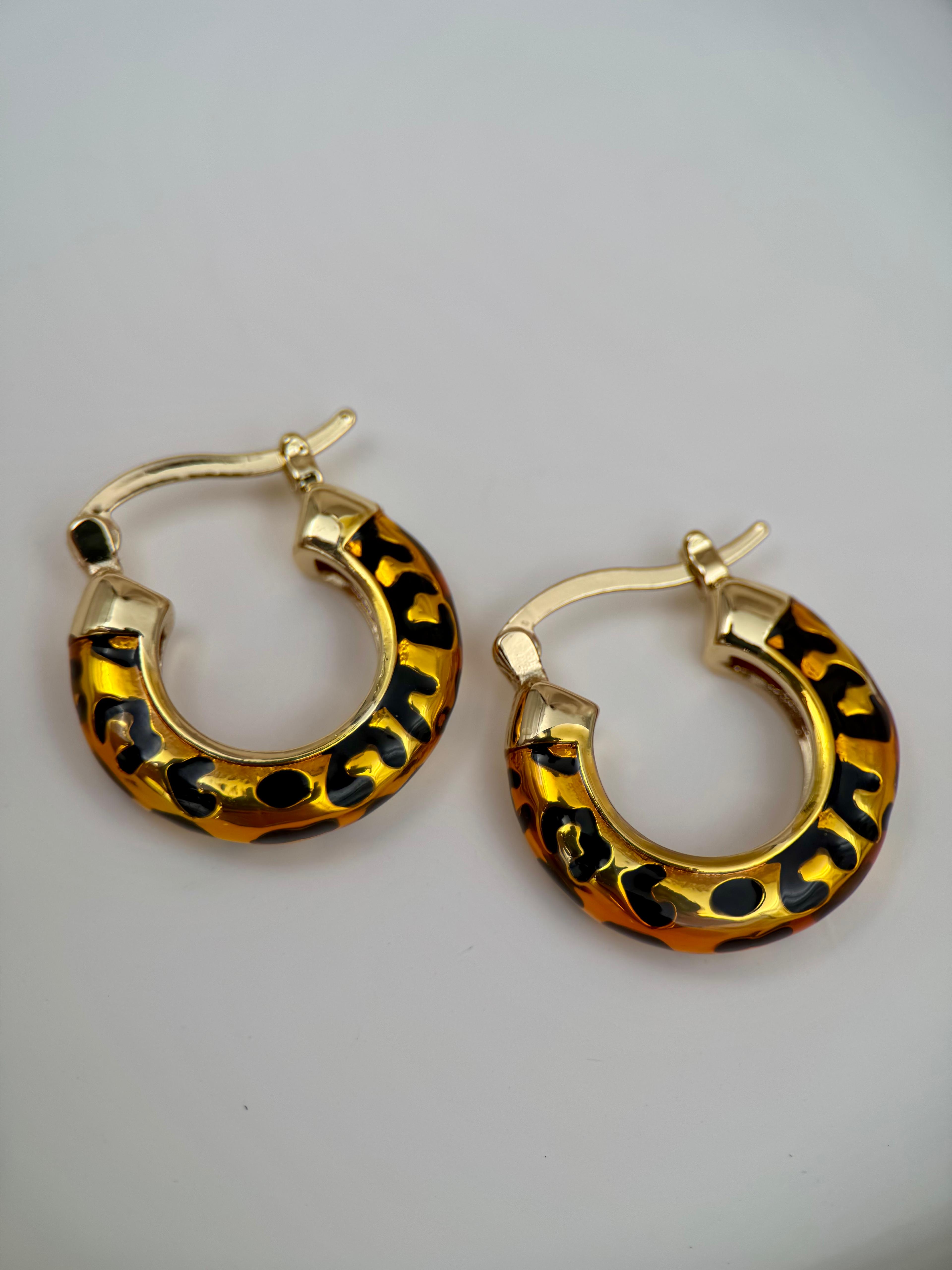 Leopar Desenli Gold Renk Halka Küpe