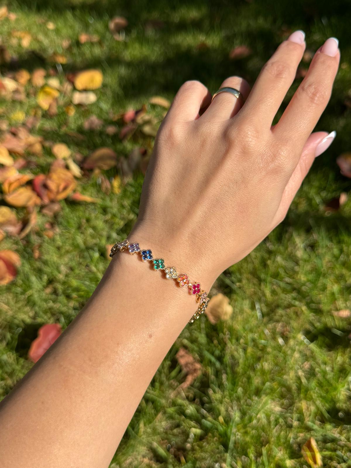 Renkli Taşlı Yonca Model Kararmaz 17CM Gold Renk VİP Bileklik