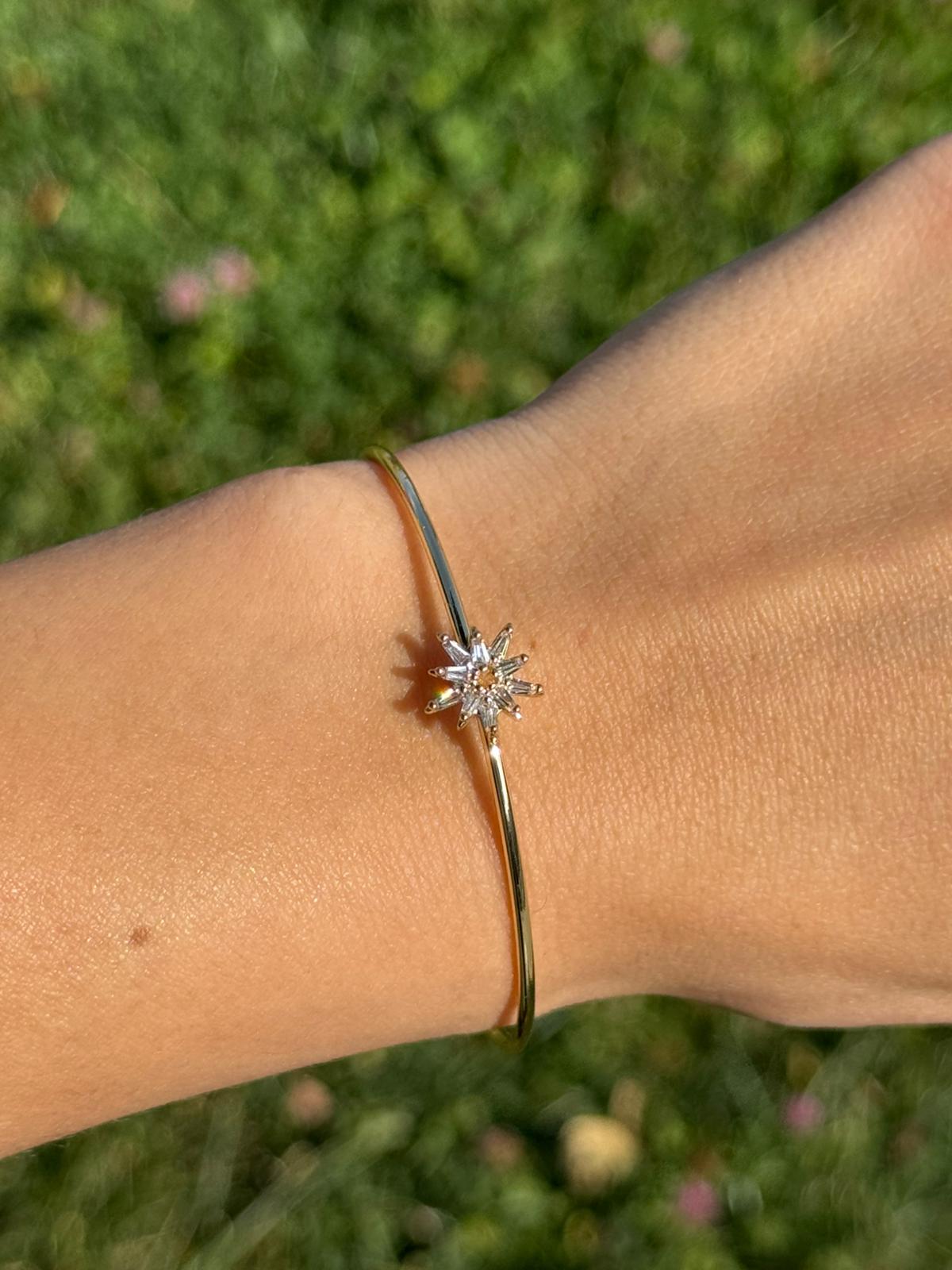 Kristal Figürlü Zirkon Taşlı Ayarlanabilir Gold Bileklik