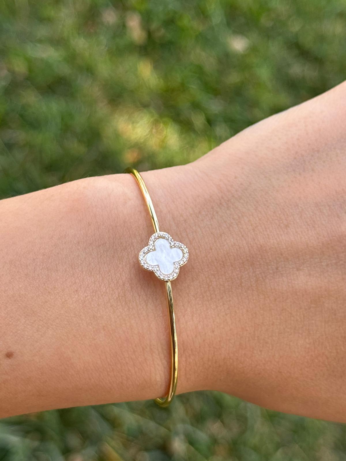Yonca Figürlü Sedef Taşlı Ayarlanabilir Gold Bileklik