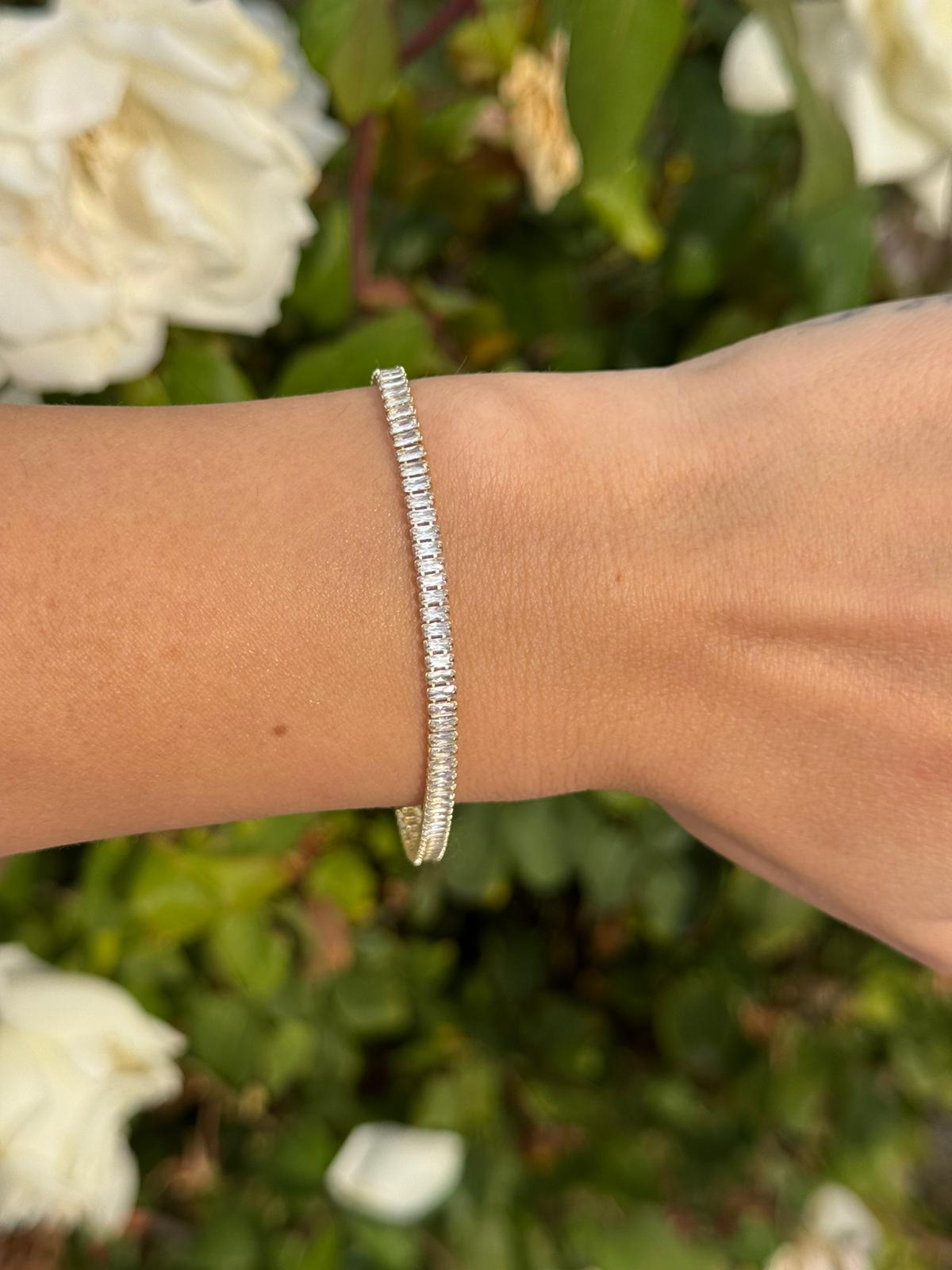 Gold Renk Baget Taşlı Lüks Tasarım Bileklik 17+2CM Ayarlanabilir Işıltılı Zarif Model