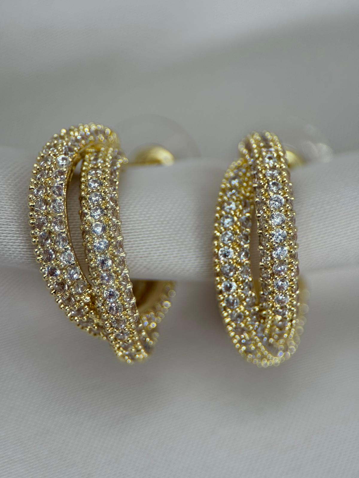 VIP Çok Sıralı Zirkon Taşlı Gold Renk Halka Küpe