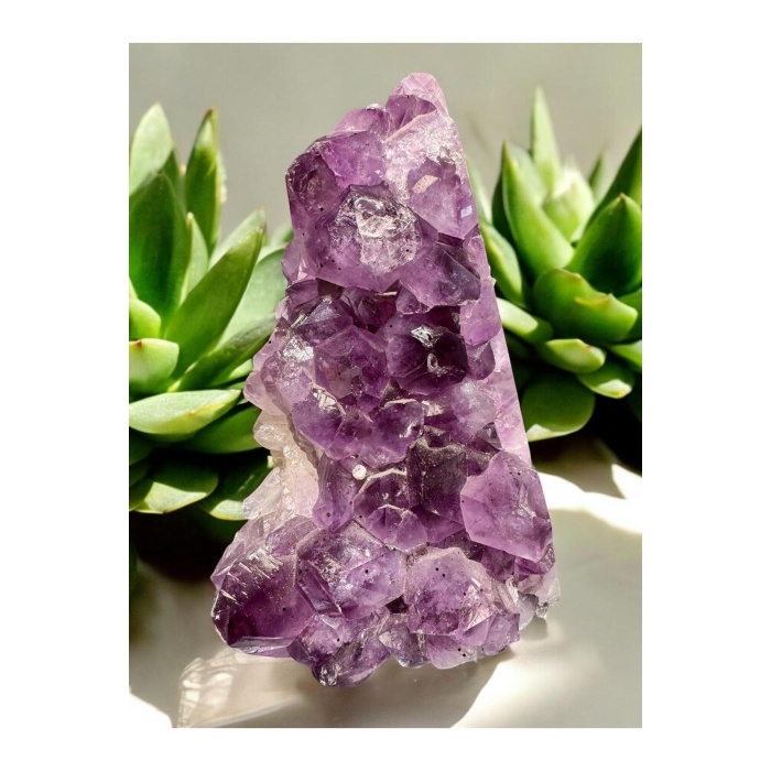 AMETİST DEKORATİF HAM TAŞ (2.981 GR) (13*21 cm)