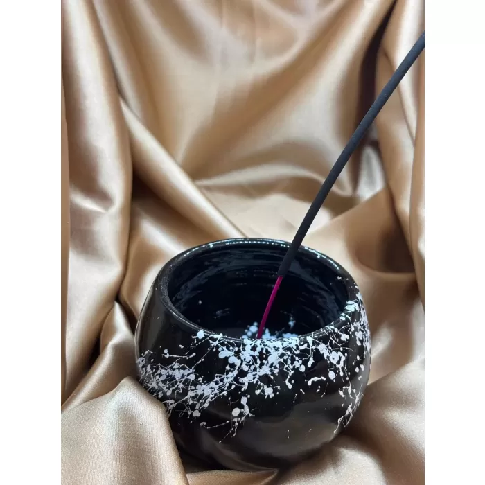 Bardak Model Çubuk Tütsülük (Siyah-Beyaz)