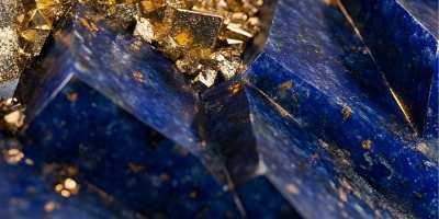 Lapis Lazuli Taşı Nedir? Bilgelik ve İletişim