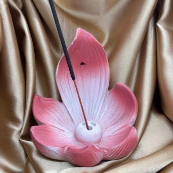 Lotus Çiçeği Model Tütsülük