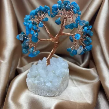 Apatit Kristal Zemin Ağaç Küçük