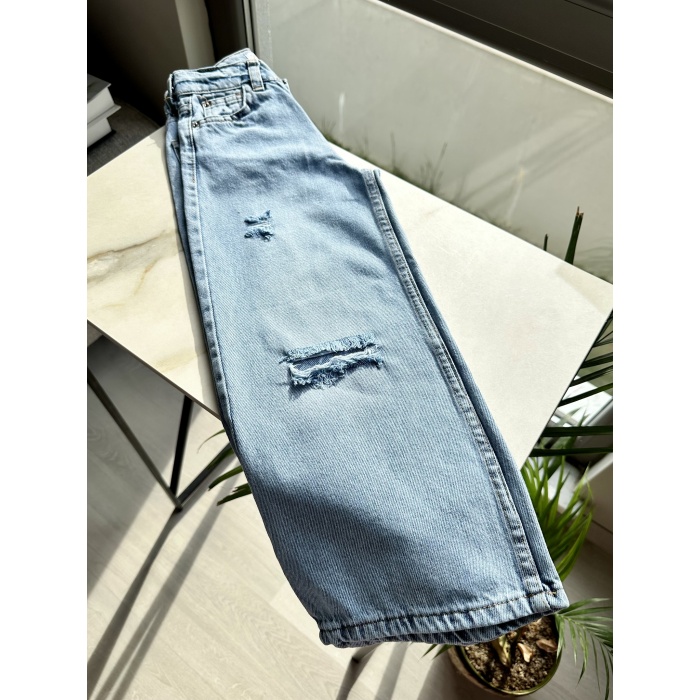 Yırtık Detaylı Bol Paça Kız Çocuk Jean – Açık Mavi