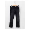 Erkek Çocuk Siyah Kot Pantolon 8-12 Yaş Slim Fit Pamuk Kumaşlı Jeans - Özellikler ve Bakım Önerileri
