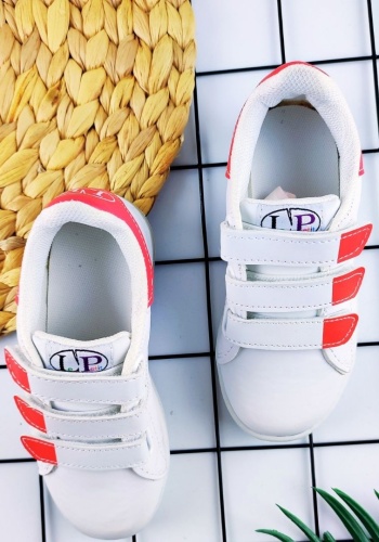 Işıklı Unisex Çocuk Spor Ayakkabı - Mor Renkli Ve Sentetik Deri Malzemeli