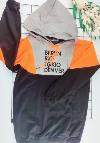 Kız Çocuk Turuncu Uzun Sweatshirt: Rahat Kesim Ve Şık Tasarım!