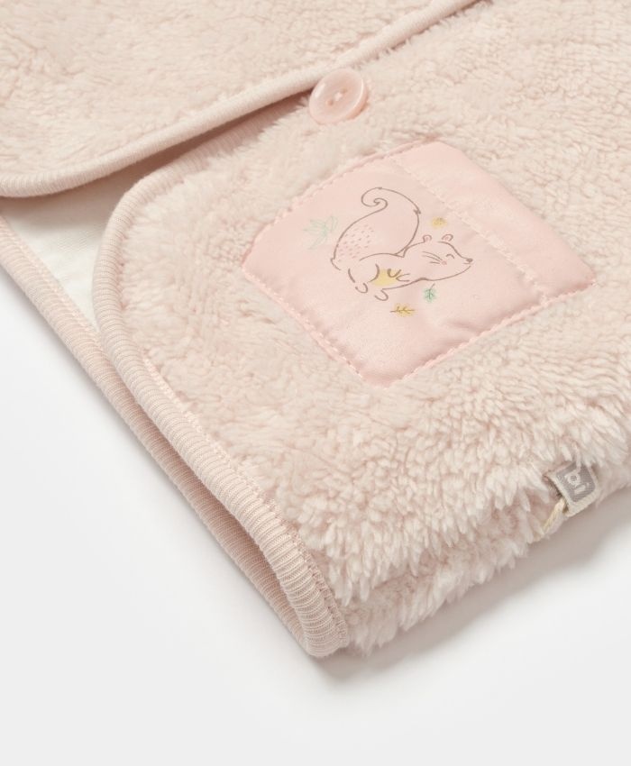 Kız bebek düğmeli kedi baskılı cep organik peluş yelek