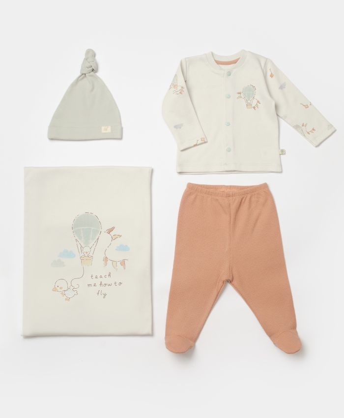 Unisex uçan balon baskılı önden çıtçıtlı üst waffle kumaşlı ayaklı alt pantolonlu battaniyeli zıbın seti