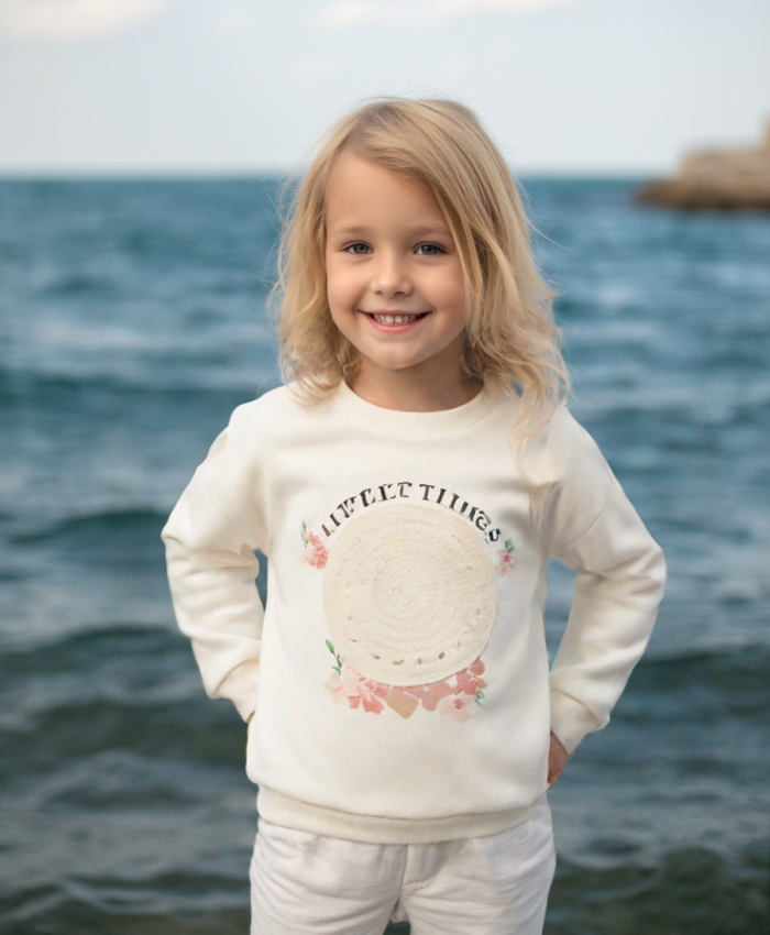 Kız çocuk uzun kollu lıttlf thıngs yazılı çiçek baskılı sweatshirt