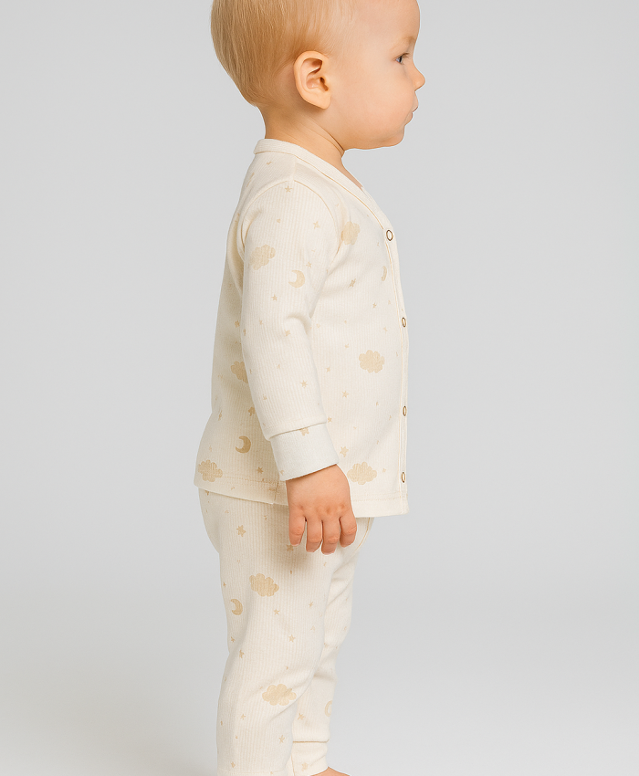 Erkek Bebek Önden Çıtçıt Detaylı Bulut Ve Ay Baskılı Uzun Kollu Pijama Takımı