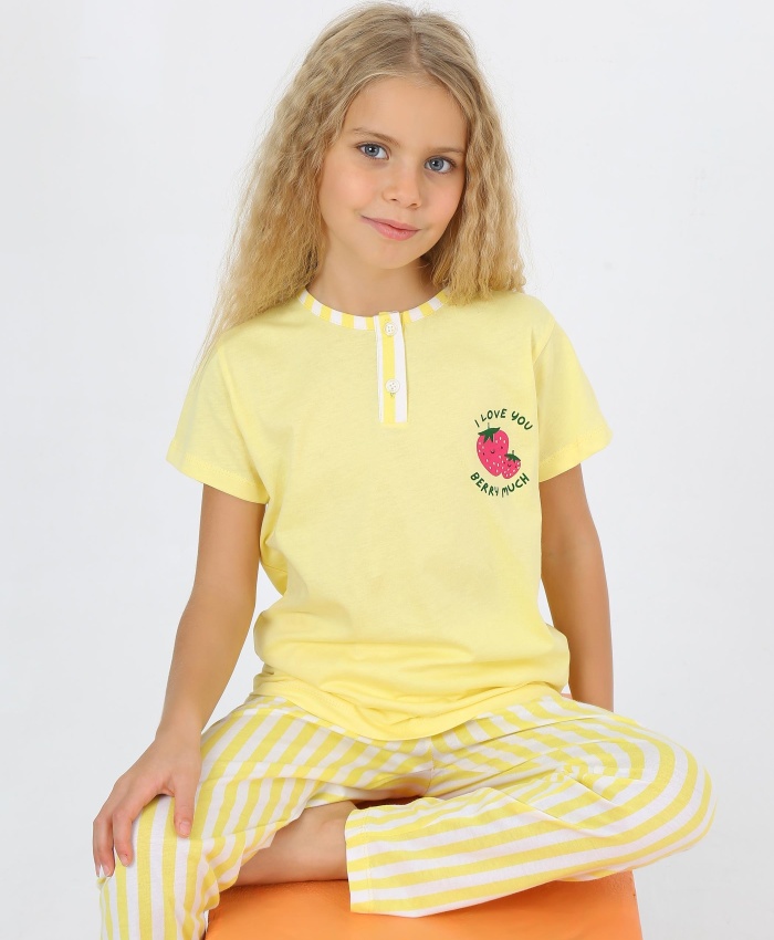 Kız Çocuk I Love You Berry Much Yazılı Çilek Baskılı Sarı Renk Pijama Takımı