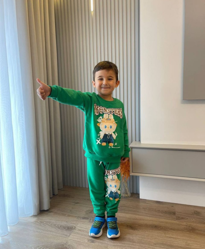 Erkek çocuk monsters yazılı-yeşil renk labubu baskılı takım