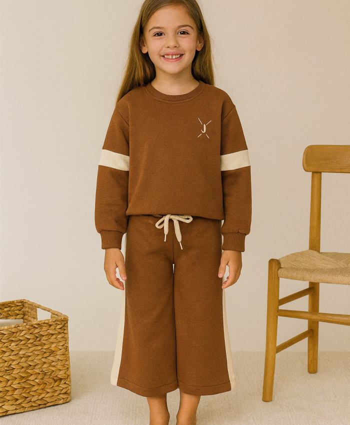 Kız Çocuk yanı şeritli bol paçalı kahve renk eşofman takım