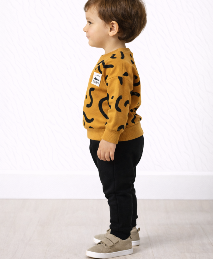 Erkek Bebek çizgi detaylı-uzun kollu- kahve renk 3 ip takım