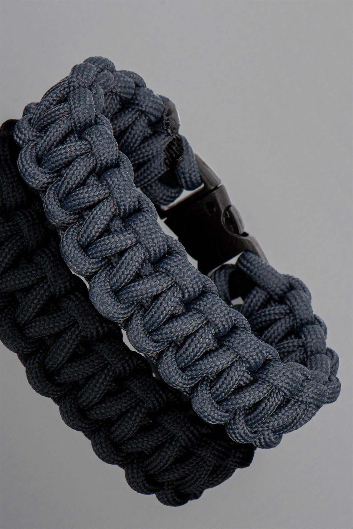 Füme Antrasit Salamur Grisi Survival Paracord Bileklik - PAR0116