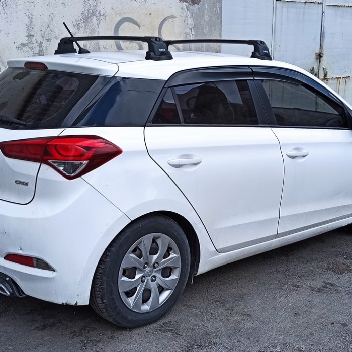 Kia Ceed Portbagaj Taşıyıcı Ara Atkısı Siyah 2018-