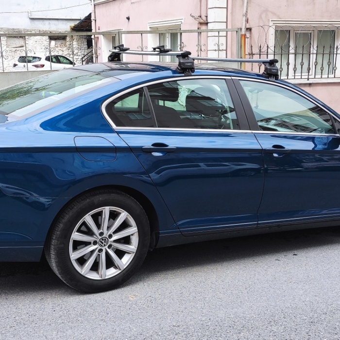 Volkswagen Passat B8 Portbagaj Taşıyıcı Ara Atkisi 2015- Sonrası Siyah
