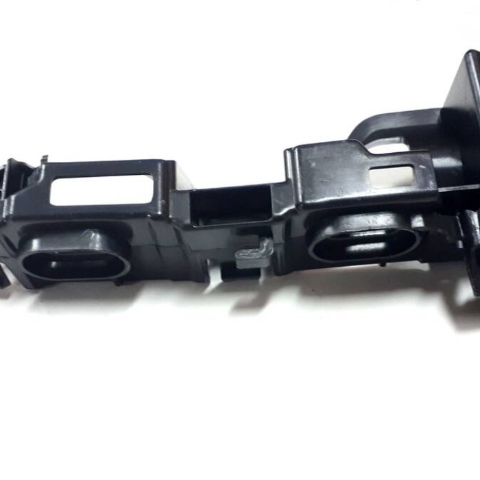 Braket - Ön Tampon Sağ (VW)(5G0807184A)(VW Golf 7)