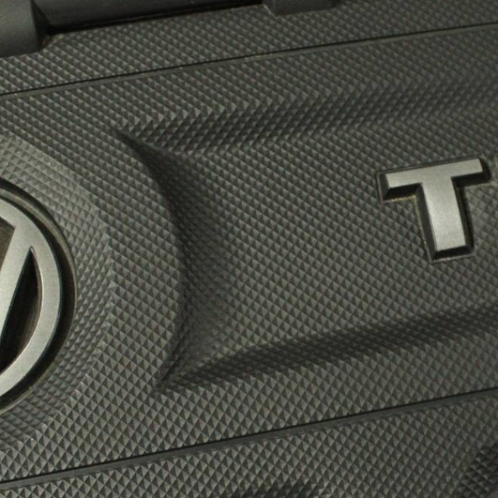 Motor Plastik Üst Kapağı (VW)(04L103954T)(Golf 7 1.6 TDI)