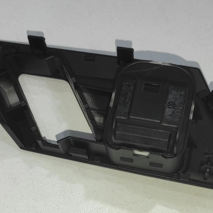 Ayna Düğmesi (VW)(5G0959565AG)(16D959565F)(VW Golf 7)