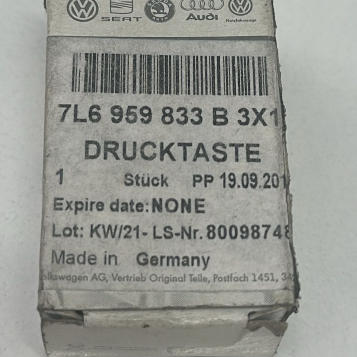 Yakıt Düğmesi (VW)(7L6959833B3X1)